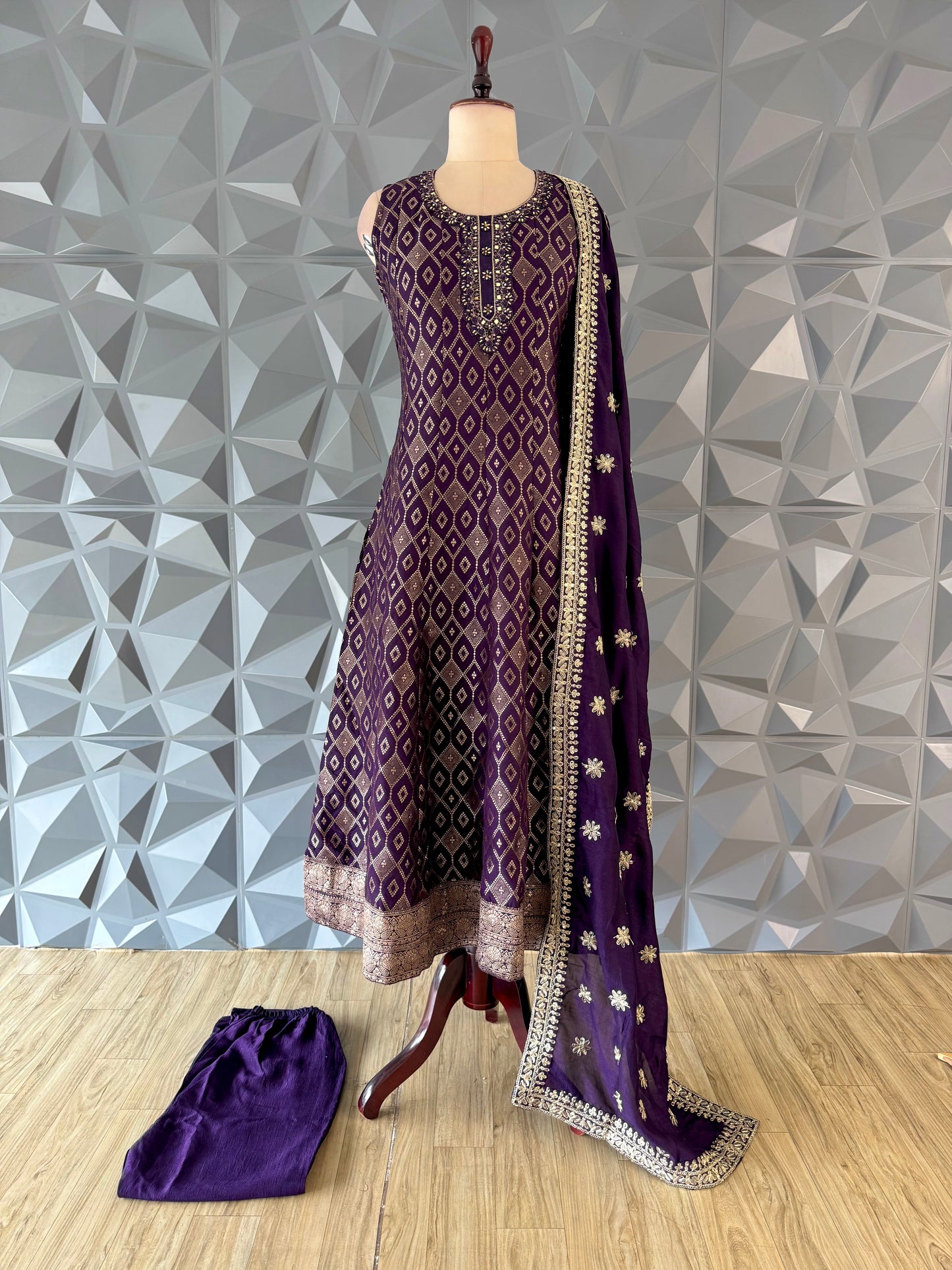 Emerald Green Banarasi style-Anarkali set
